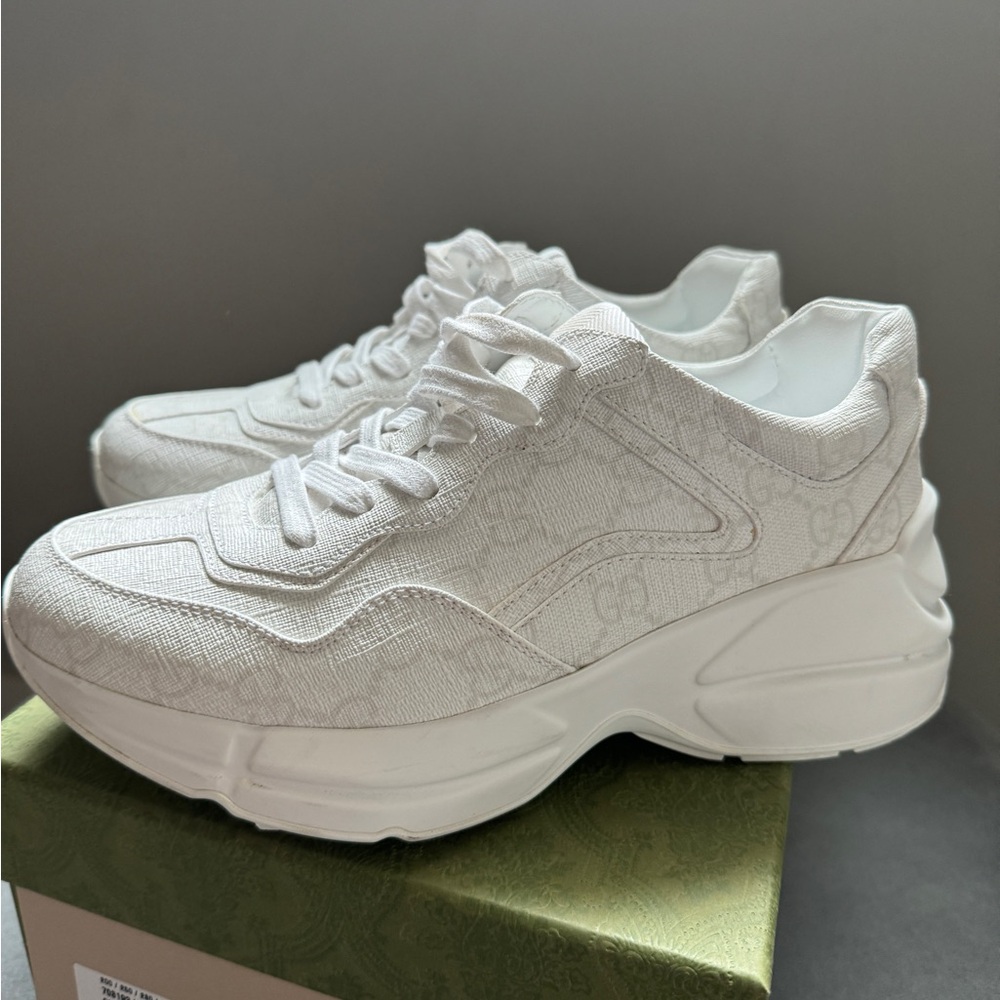 Gucci GG supreme white sneaker